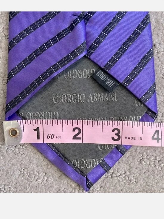 GIORGIO ARMANI purple striped silk neck tie. - Picture 5 of 5